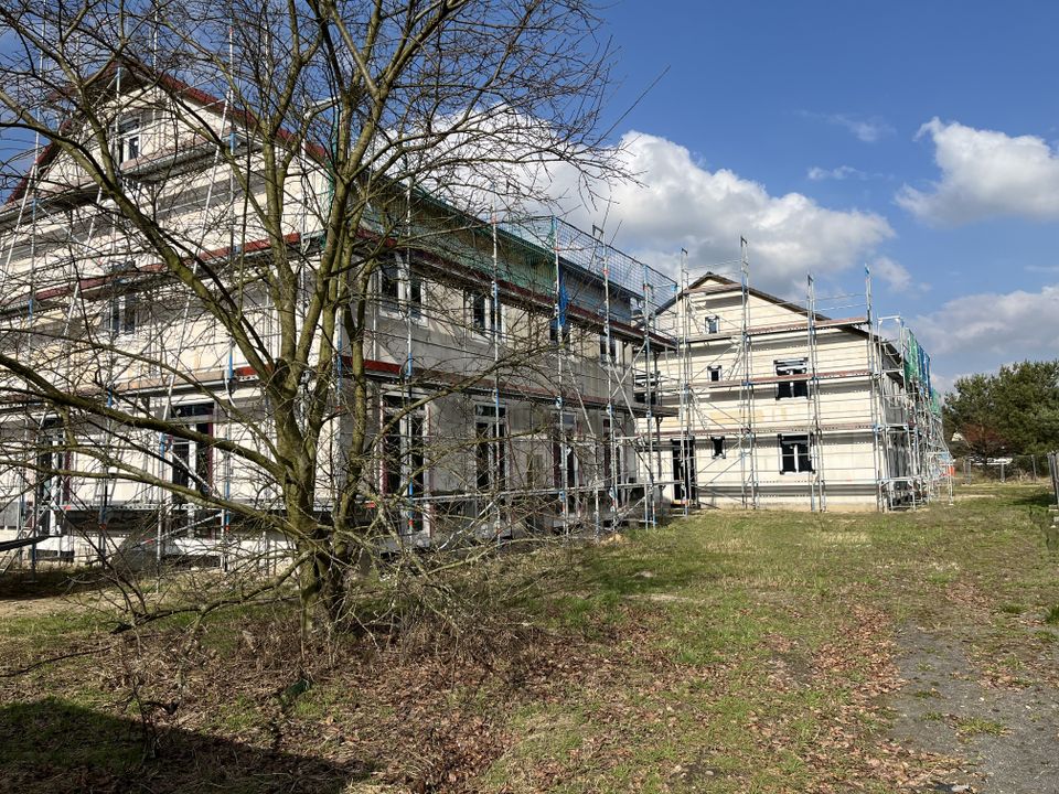 KÄTHE - Ihr modernes familienfreundliches Landhaus mit eigenen Gartenanteil - nahe Berliner Stadtgrenze - grüne ruhige Lage - Erstbezug in Schönwalde-Glien