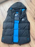 Superdry Weste Herren schwarz Gr.M blaues Fleecefutter, gefütter Brandenburg - Müncheberg Vorschau