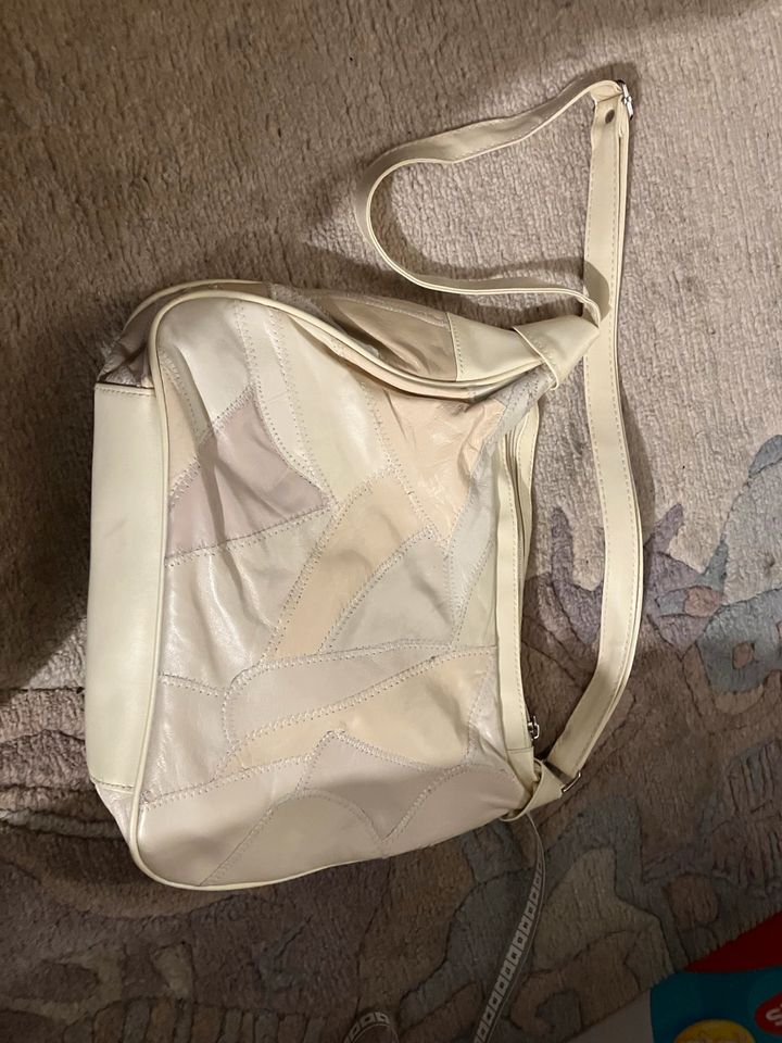 Handtasche beige in Fischbach