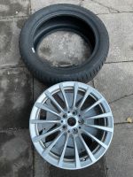 BMW Original 18 Zoll Alufelge G30 / G31 + PIRELLI Winterreifen Stuttgart - Stuttgart-Nord Vorschau