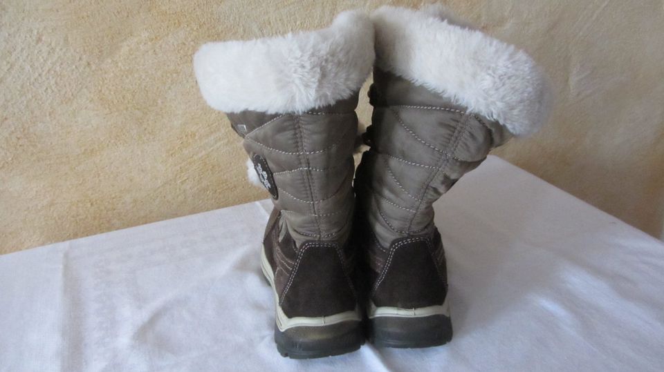 Kinder Winterstiefel Mädchen Gr.36 in Großhartmannsdorf