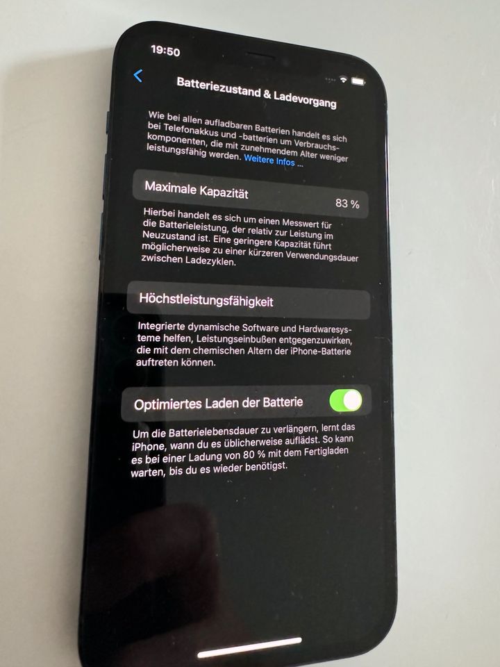 iPhone 12 Pro, 128 GB, Pacific Blue mit 5 Hüllen in Essen
