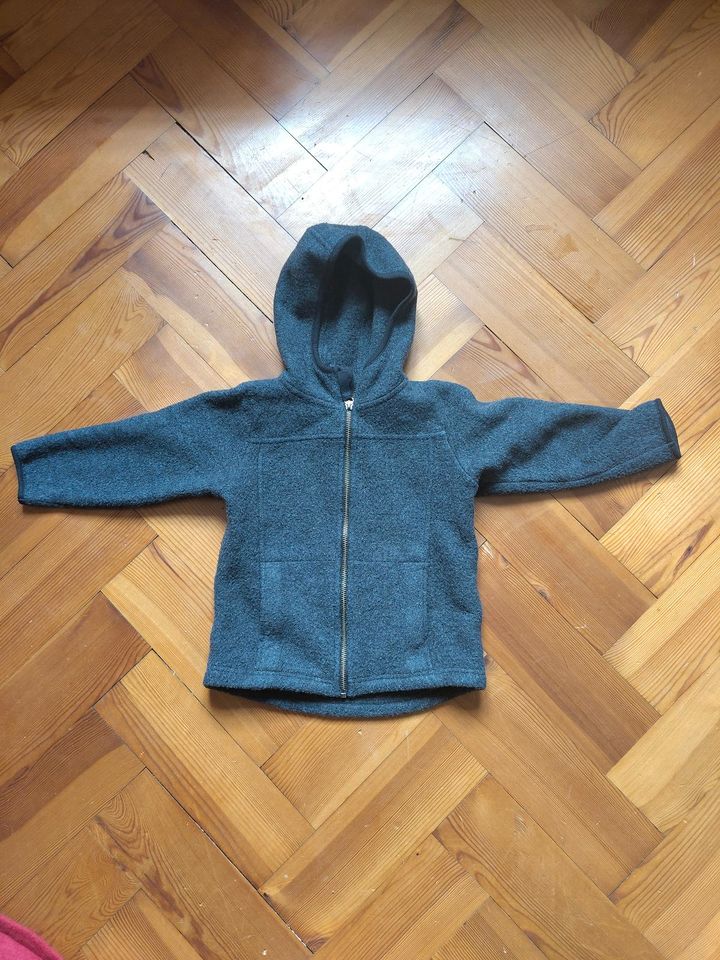 Fleece Strickjacke Hessnatur 98/104 in München