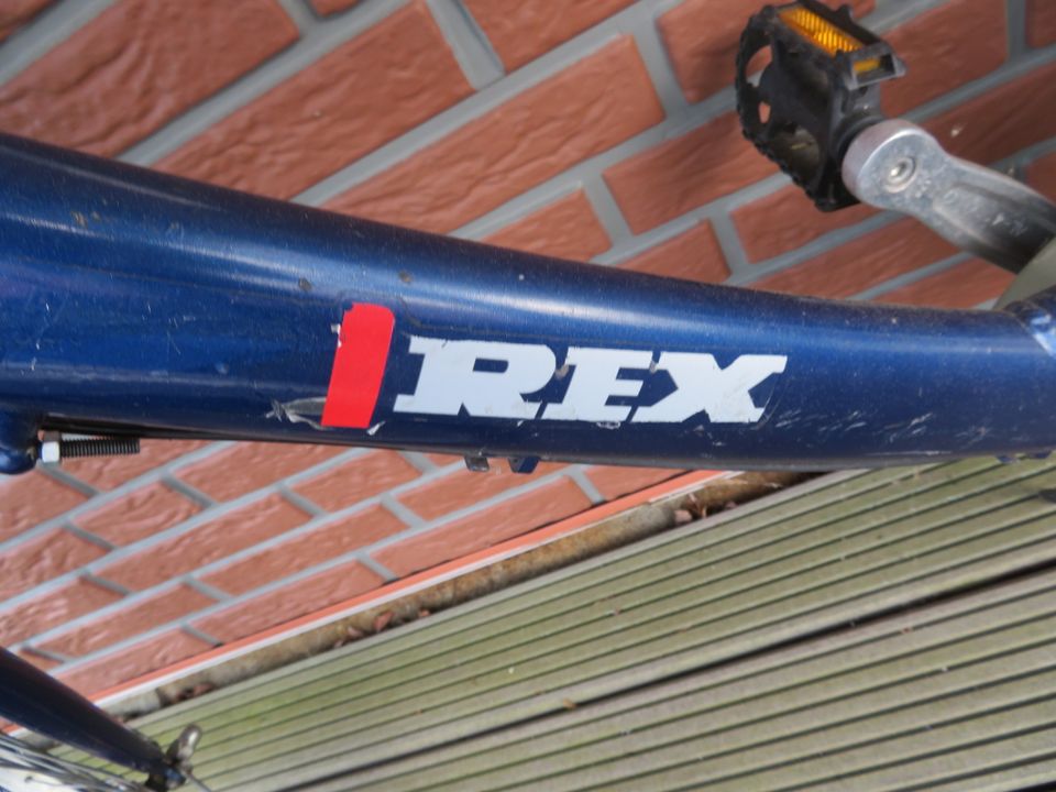 28 zoll Damenrad REX Blau Sattel ist neu 5 Gang in Hamburg