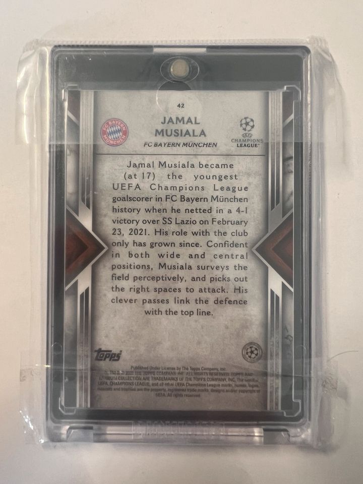 Jamal Musiala /99 topps Museum in mag case in Geisingen