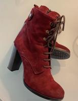 elegante Stiefeletten aus echtem Wildleder Größe 39 Baden-Württemberg - Ulm Vorschau