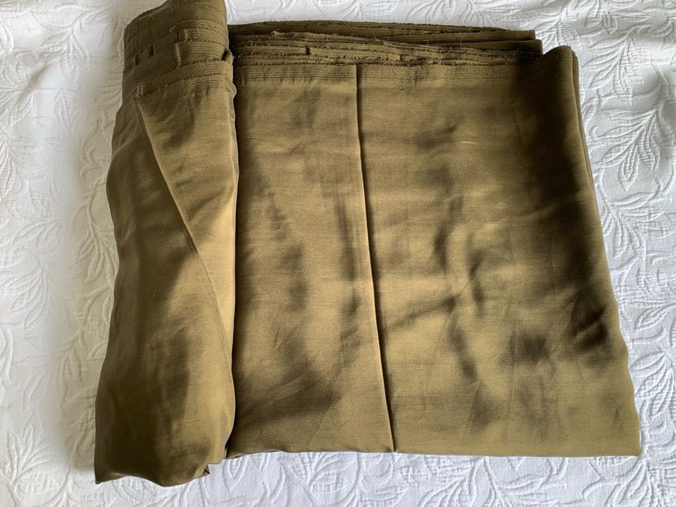 Stoff Original Jil Sander Vintage Seide oliv 6.00x1.40 Meter in Ahrensburg