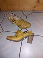 Tamaris Echtleder Tracht Dirndl Sandaletten beige 38 Bayern - Waldkirchen Vorschau