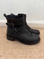 Geox Stiefeletten mit Schnallen, Leder, schwarz, 39.5, gefüttert Frankfurt am Main - Innenstadt Vorschau