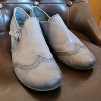 wie neu: graue Jana Schuhe mit Lochmuster Dresden - Trachau Vorschau