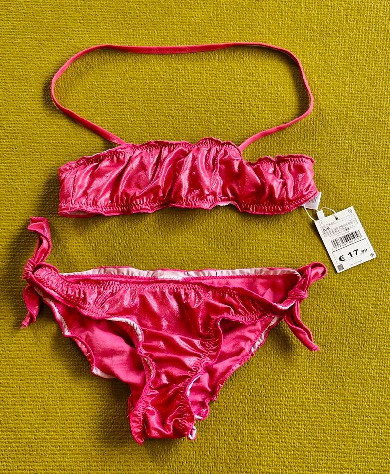 Neuer Bikini, Pink mit Glitzer in Düsseldorf