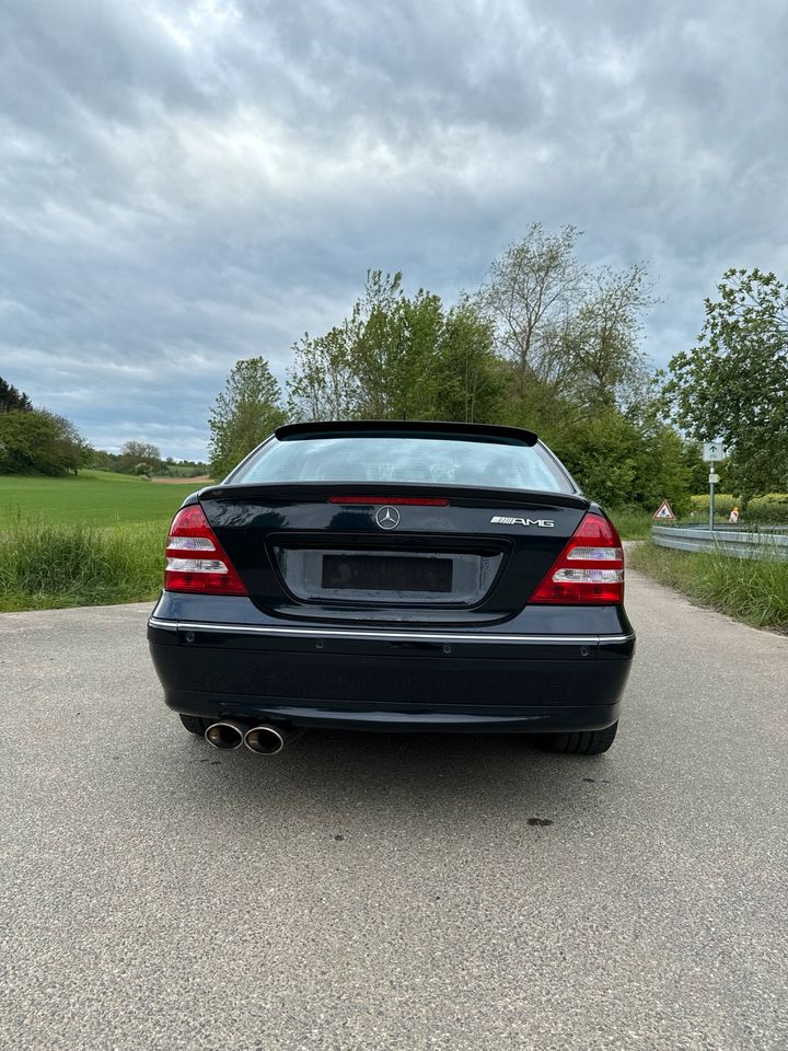 Mercedes Benz W203 C350 AMG Limo Sport selten in Oberderdingen