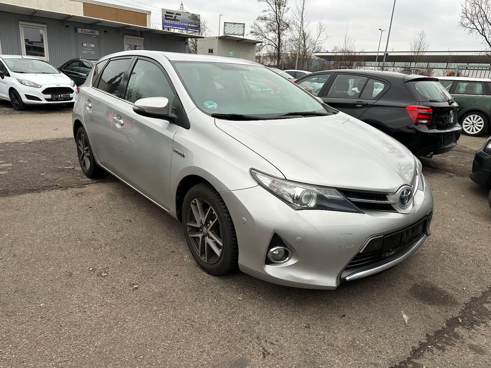 Abbildung des Autos Toyota Auris Hybrid Edit…