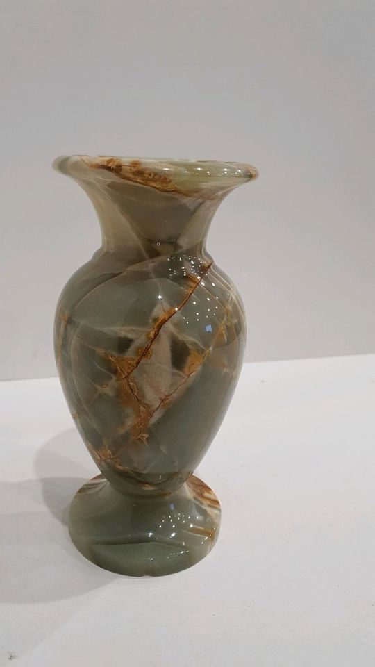 Onyx Marmorvase  ca.13.5 hoch in Waldkraiburg