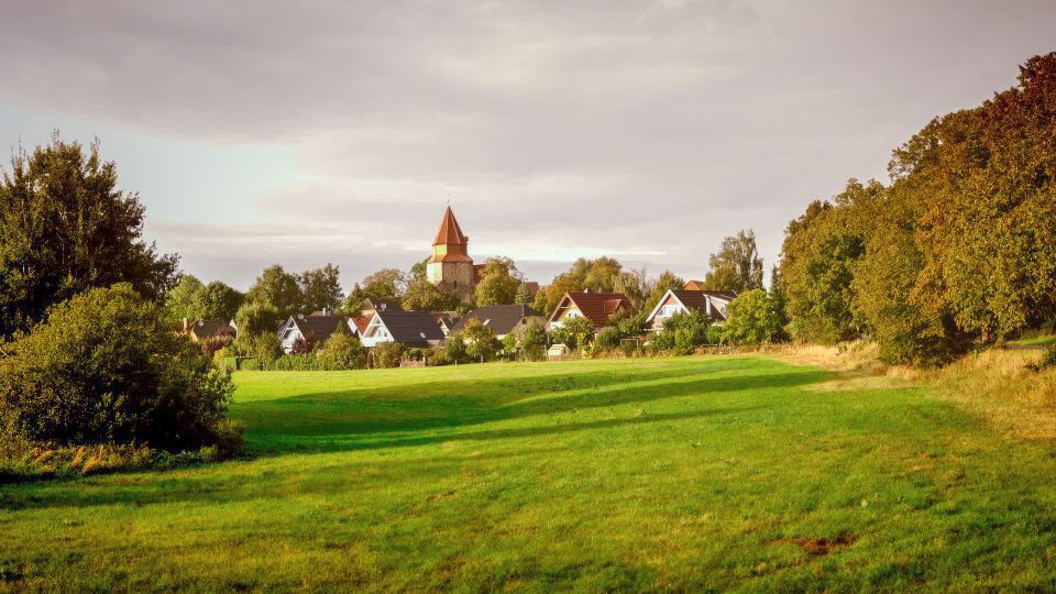 Geräumige Stadtvilla inkl. ca. 576 m² Bauplatz in Dummerstorf