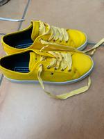Tommy Hilfiger Stoffsneaker 39 Neu Nordrhein-Westfalen - Solingen Vorschau