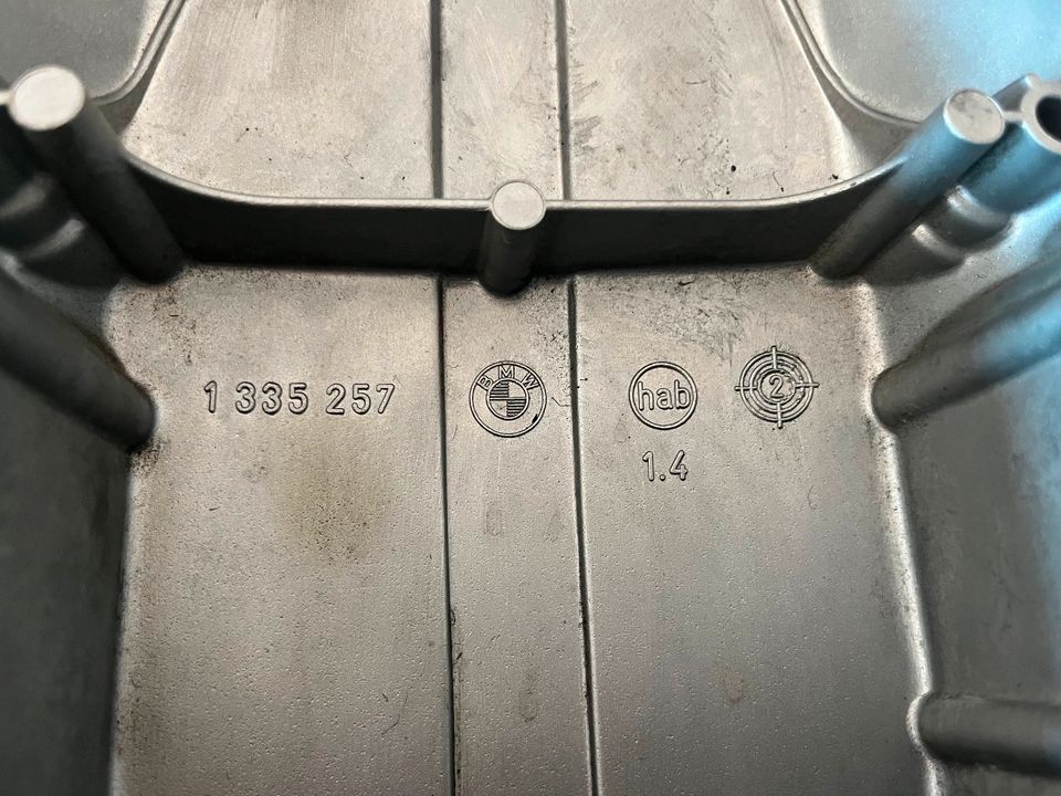 BMW R80, R100  Stirndeckel, Lichtmaschinendeckel in Krefeld