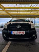 Toyota Yaris - AUTOMATIK, KLIMA, sparsamer 5-Türer in Schwarz Hessen - Wiesbaden Vorschau