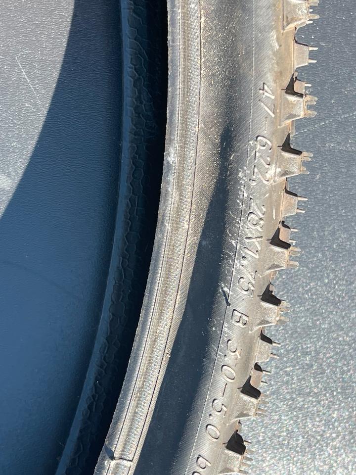 2 Schwalbe Reifen Fahrraddecke Fahrradmantel  47-622 28x175 Neu in Northeim