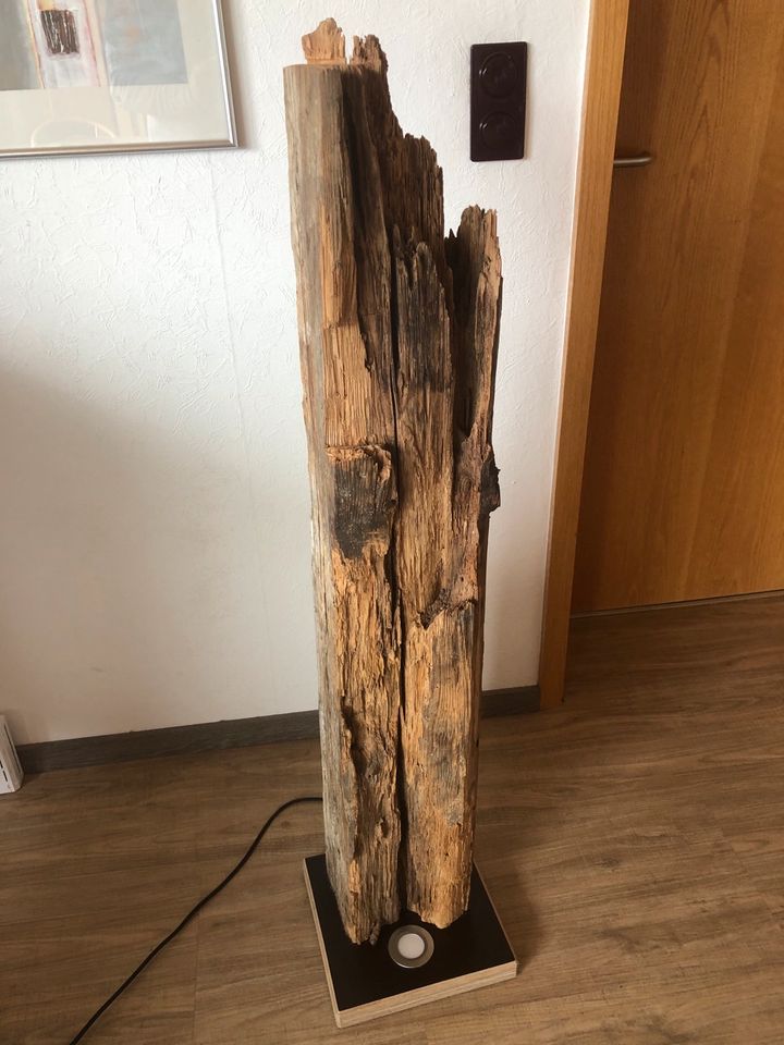 Designerlampe Holzbalken in Albstadt