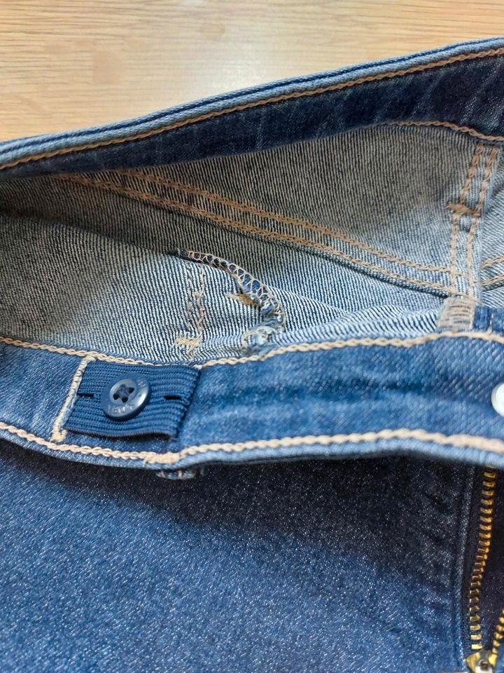 Jeans, Skinny Fit, Gr. 158, H&M, dunkelblau in Schwieberdingen