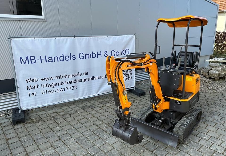 Minibagger BK 800 ASR Verstellfahrwerk/ Knickarm in Neu Ulm