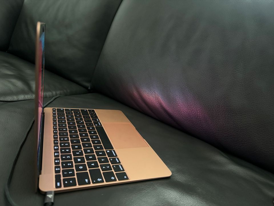 MacBook Retina 12-Zoll Roségold in Leipzig