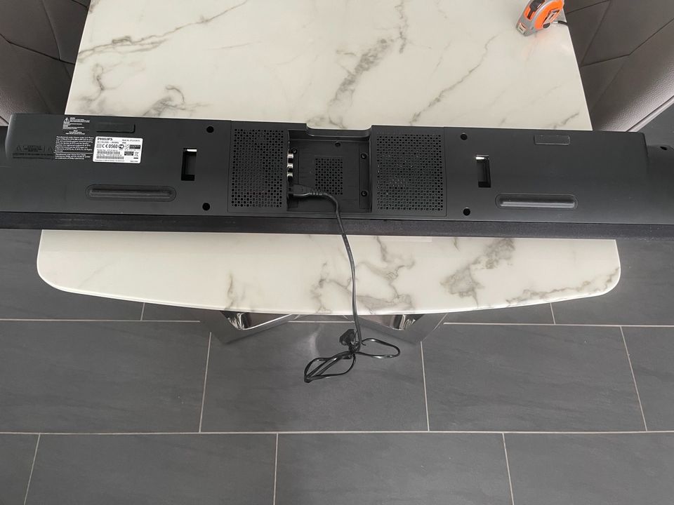 Nur HEUTE für 35€ *** Soundbar Philips Speaker  HTL5120 in Usingen