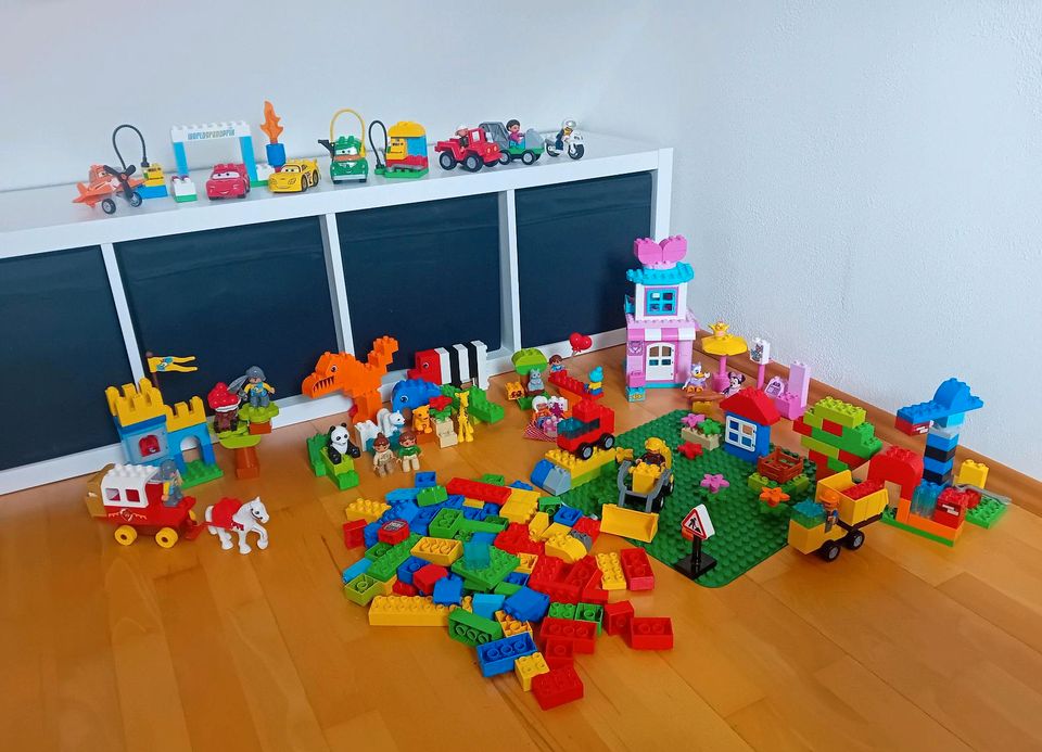Lego Duplo über 400 Teile in Linden