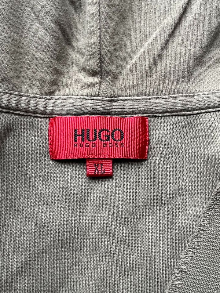 Hugo Boss Kapuzenpullover, red Label, Khaki, Größe XLi in Wermelskirchen