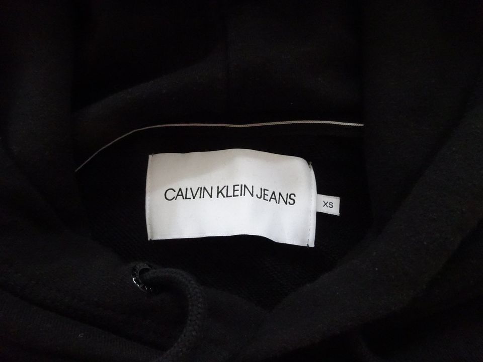 Calvin Klein Jeans Hoodie / Pullover XS in Dortmund