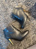 Buffalo Stiefeletten Gr. 39 schwarz Nordrhein-Westfalen - Menden Vorschau