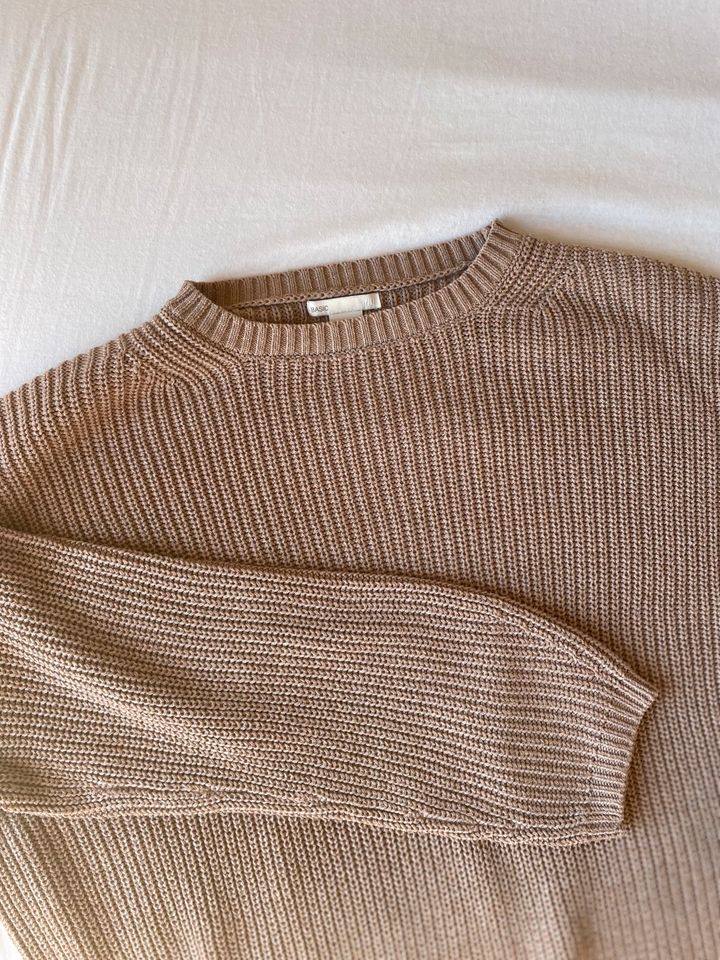 Strickpulli | braun | H&M | XS | sehr guter Zustand in Weilheim i.OB