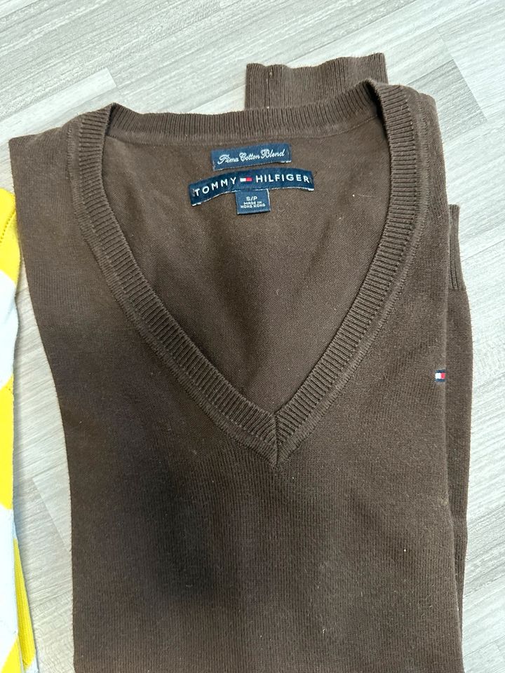 8 x Pullover von Tommy hilfiger in S  36/38 in Dinslaken