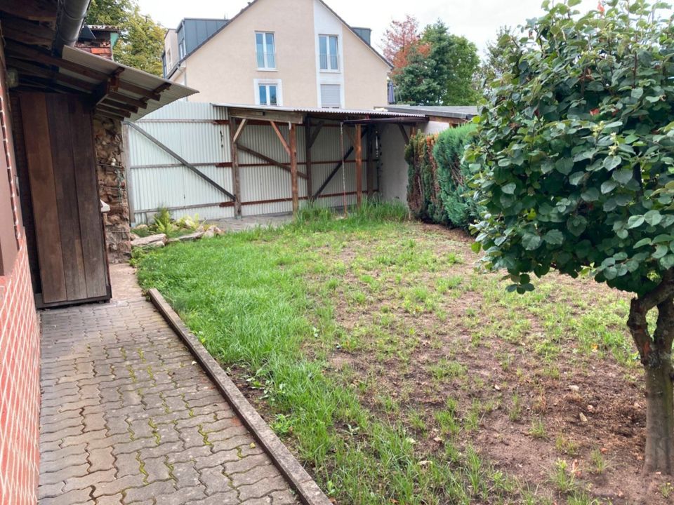 Wohnung in AB-Damm mit Garten zu vermieten an 2 Personen in Aschaffenburg