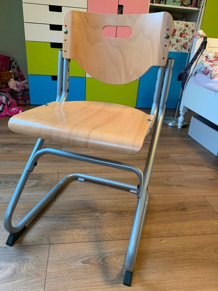 Kettler Chair sehr guter Zustand Holz für Kids mitwachsend in Hopfgarten