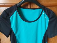 Sportshirt Crivit Größe M 38 guter gebrauchter Zustand  grün Hessen - Rüsselsheim Vorschau