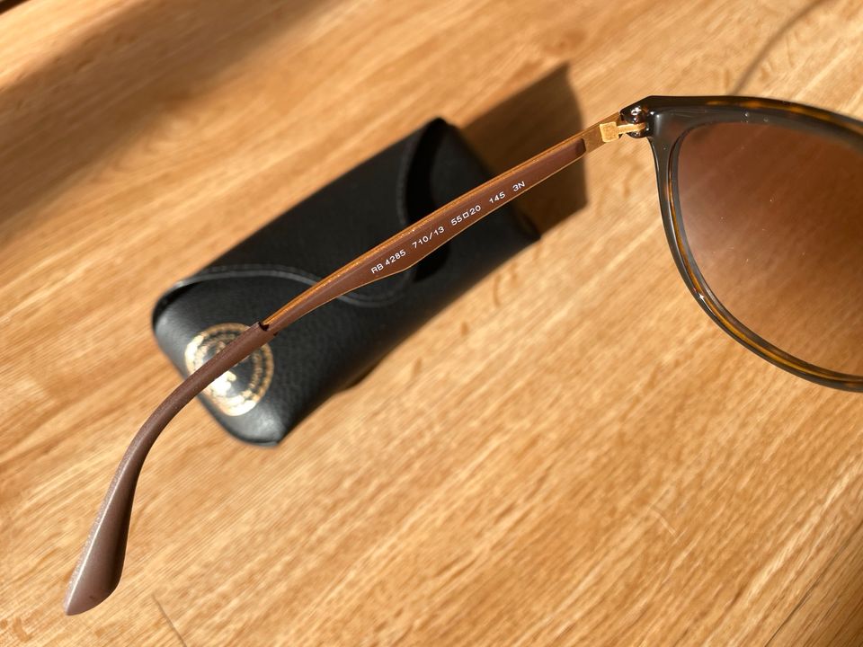 Ray Ban Sonnenbrille in Berlin