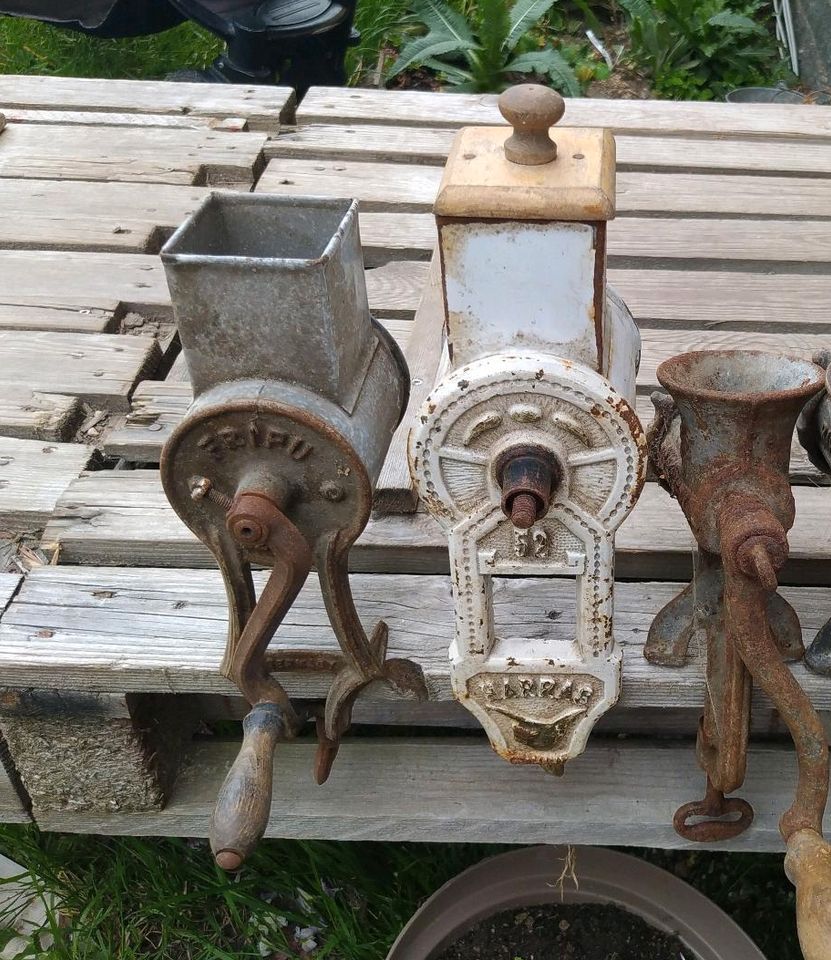 Deko Garten Mühlen Reiben antik Vintage in Sehmatal-Sehma