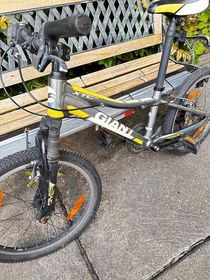 Kinder Fahrrad GIANT in Berlin