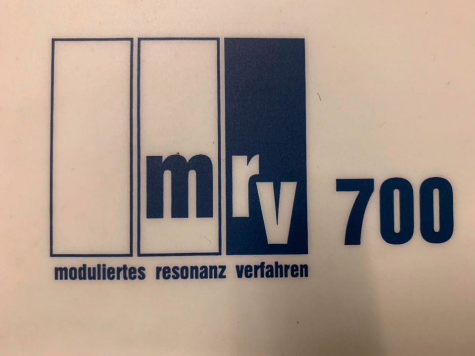 MRV 700 Magnetfeld Therapieliege (9mT) in Höhr-Grenzhausen