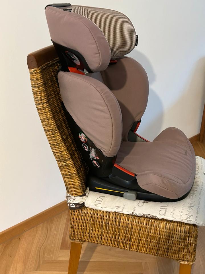 Maxi Cosi RodiFix AirProtect Gruppe 2-3 15- 36 kg 3,5 bis 12 J in Nürnberg (Mittelfr)