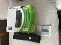 Xbox 360 slim.  250Gb. Ohne Vk Stuttgart - Feuerbach Vorschau