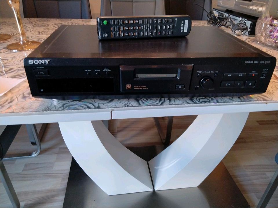 Sony Minidisc Deck MDS JE 330 in Varel