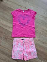 Esprit TShirt mit attention shorts 104/110 pink je 6€ Niedersachsen - Lohne (Oldenburg) Vorschau