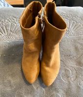 Elegante Damen-Stiefeletten in Camel/Hellbraun Bayern - Elsenfeld Vorschau