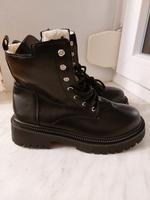 Damen Herbst - Winterstiefel Boots PU-Leder Gr. 39 gefüttert Neu Sachsen - Panschwitz-Kuckau Vorschau