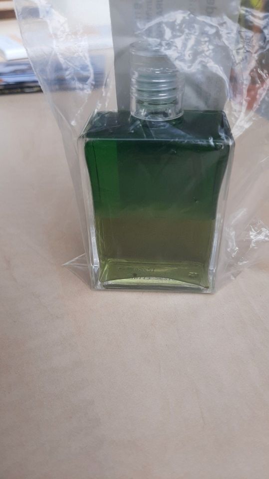 Aura Soma - Equilibrium B113 Smaragdgrün/mittleres Olivgrün in Wangen im Allgäu