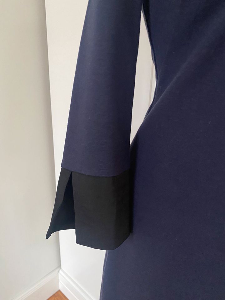 BODEN traumhaftes Kleid Minikleid blau schwarz Gr. 36 P Schleife in Neckargemünd