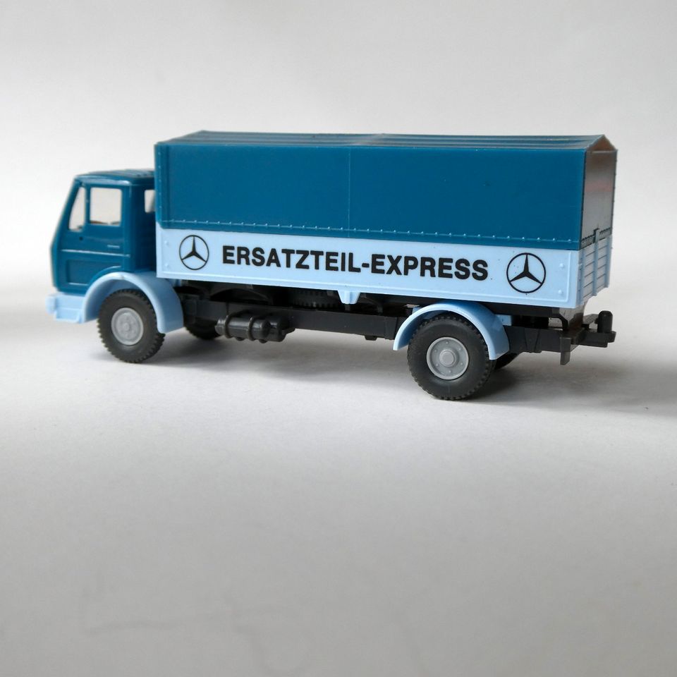 Wiking 1:87 Mercedes Benz LKW 2232 Ersatzteil-Express blau in Pulheim